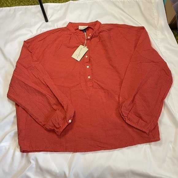 Universal Thread Tops - NWT Universal Thread size small orange/red long sleeve blouse